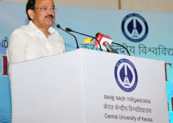 The Vice President, Shri M. Venkaiah Naidu addressing the gathering after inaugurating the new campus of the Central University of Kerala, in Kasargod, Kerala on April 29, 2018.