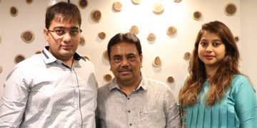 L-R: Mr. Ushik Gala - CEO, Mr. Mahesh Gala - COO and Miss Ishita Gala - MD of Suumaya Lifestyle Ltd