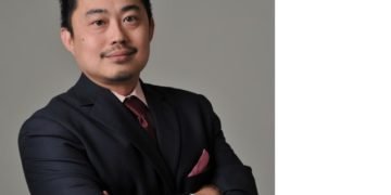 Mr. Mike Chew is the Chief Executive Officer of Air India SATS Airport Services Pvt. Ltd. (AISATS).SOURCE:Air India SATS Airport Services Pvt. Ltd. (AISATS)