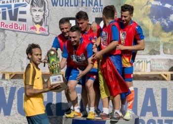 Neymar Jr and Team Romania are seen during the prize giving of Neymar Jr's Five World Final in Praia Grande, Brazil on July 8, 2017.