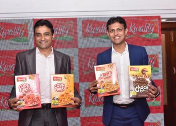 Mr. Naresh Pagariya, Managing Director, Pagariya Food Pvt. Ltd and Mr.Dheeraj Jain, Director Sale and Marketing, Pagariya Food Pvt. Ltd launching “Breakfast Cereals” in Bengaluru.