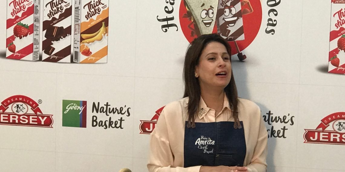 Celebrity Chef Amrita Raichand at Jersey Thickshake Healthy Snacking Ideas Workshop In Bangalore today... Chef Amrita Raichand also
showcased couple of recipes using Jersey Thickshakes at Godrej Nature’s Basket.FWM