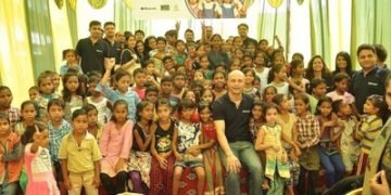 Team Blueair with Children from Badli Industrial Area under Blueair Champions