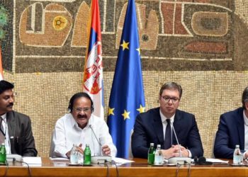 The Vice President,  M. Venkaiah Naidu addressing the India-Serbia Business Forum Meeting, at Serbia Palace, in Belgrade, Serbia on September 15, 2018. The President of Serbia, Mr. Aleksandar Vucic and other dignitaries are also seen.