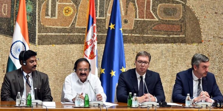 The Vice President,  M. Venkaiah Naidu addressing the India-Serbia Business Forum Meeting, at Serbia Palace, in Belgrade, Serbia on September 15, 2018. The President of Serbia, Mr. Aleksandar Vucic and other dignitaries are also seen.