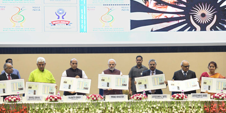 The Prime Minister, Shri Narendra Modi at the Silver Jubilee Foundation Day function of the National Human Rights Commission, in New Delhi on October 12, 2018.  
	The Union Home Minister, Shri Rajnath Singh, the Minister of State for Communications (I/C) and Railways, Shri Manoj Sinha and other dignitaries are also seen.