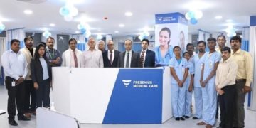 (From left) Mr. Krishna Chellappa, Director – Provider Business, Fresenius Medical Care India, Mr. Punit kohli, Managing Director, Fresenius Medical Care India, and Mr. D. Lakshminarayanaswamy, Joint Managing Trustee, SNR Sons Charitable Trust, officiated the ribbon-cutting ceremony, signifying the inauguration of the new dialysis center.