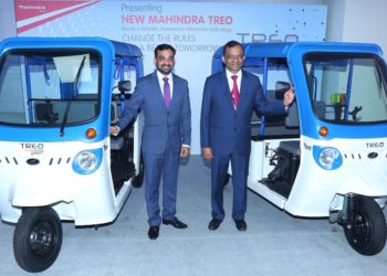 (From L to R): Mr. Mahesh Babu, CEO Mahindra Electric and Dr. Pawan Goenka, Managing Director, Mahindra and Mahindra Ltd and Chairman, Mahindra Electric Mobility Ltd at the launch of electric 3 wheeler range Treo and Treo Yaari in Bengaluru