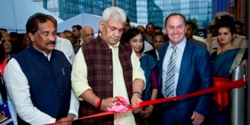 Intel India new design facility inauguration: Intel India’s newest design facility in Bengaluru was inaugurated by Manoj Sinha, Minister of State (IC) for Communications and Minister of State for Railways, Government of India, and Bob Swan, CFO and interim CEO of Intel Corporation in the presence of  K. J. George, Minister for Large & Medium Scale Industries, IT and BT, Science and Technology, Govt. of Karnataka and many other delegates from the government, industry and academia.  recently.