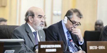FAO Director-General Jose Graziano da Silva delivering his opening statement to the 160th Session of FAO Council.