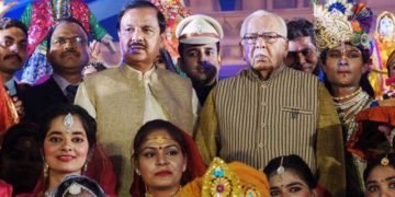 The Governor of Uttar Pradesh, Ram Naik and the Minister of State for Culture (I/C) and Environment, Forest & Climate Change, Dr. Mahesh Sharma at the inauguration of the Sanskriti Kumbh cultural extravaganza, at Kumbh Mela area, in Prayagraj, Uttar Pradesh on January 10, 2019.