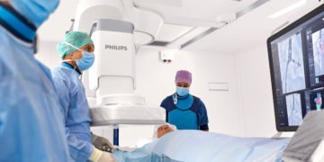 Azurion with FlexArm sets a new standard for patient imaging and positioning flexibility for image-guided procedures.