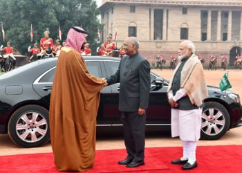 The President, Ram Nath Kovind and the Prime Minister, Narendra Modi welcome the Crown Prince, Vice President of the Council of Ministers of Defence of the Kingdom of Saudi Arabia, Prince Mohammed Bin Salman Bin Abdulaziz Al-Saud, at the Ceremonial Reception, at Rashtrapati Bhavan, in New Delhi on February 20, 2019.