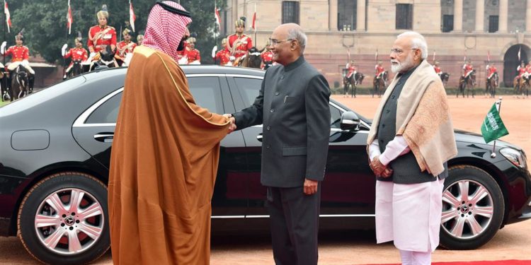 The President, Ram Nath Kovind and the Prime Minister, Narendra Modi welcome the Crown Prince, Vice President of the Council of Ministers of Defence of the Kingdom of Saudi Arabia, Prince Mohammed Bin Salman Bin Abdulaziz Al-Saud, at the Ceremonial Reception, at Rashtrapati Bhavan, in New Delhi on February 20, 2019.