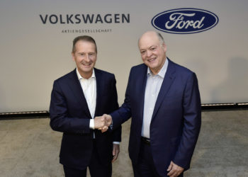 Volkswagen CEO Dr. Herbert Diess and Ford President and CEO Jim Hackett.