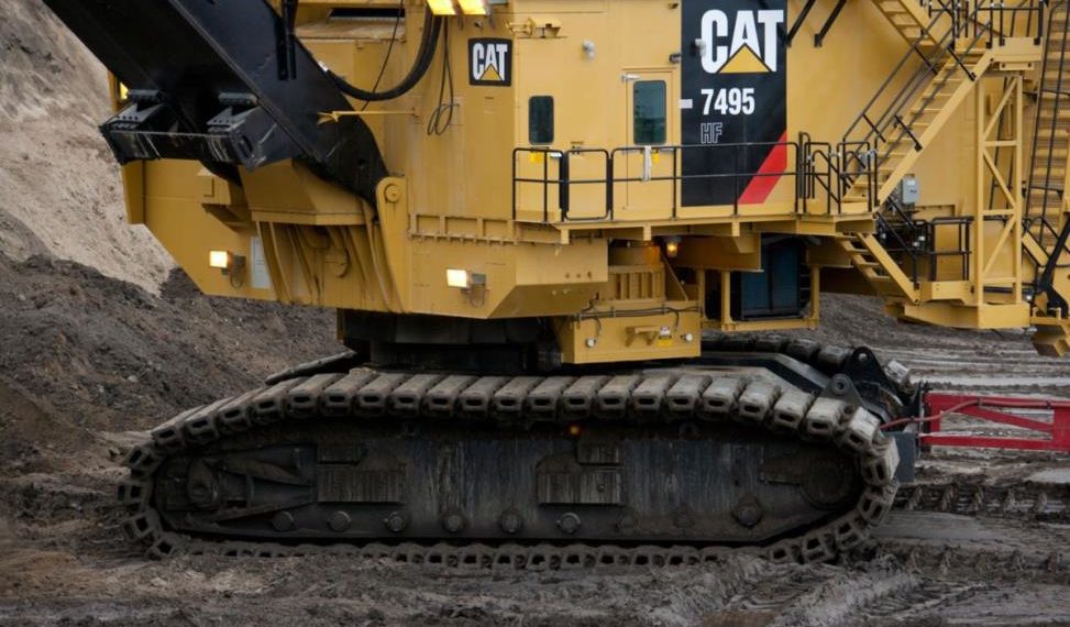 Cat 7495 HF shovel undercarriage