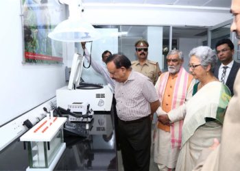 The Union Minister for Health & Family Welfare, Science & Technology and Earth Sciences, Dr. Harsh Vardhan visiting after inaugurating the renovated National Food Laboratory (NFL), at Ghaziabad, Uttar Pradesh on August 23, 2019. The Minister of State for Health and Family Welfare,  Ashwini Kumar Choubey is also seen.