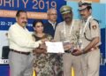 The Minister of State for Development of North Eastern Region (I/C), Prime Minister’s Office, Personnel, Public Grievances & Pensions, Atomic Energy and Space, Dr. Jitendra Singh presenting the Smart Policing Awards, at the Homeland Security 2019 Conference, in New Delhi on August 23, 2019.