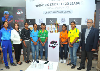 From Left to Right
Lakshmi Hariharan, Former Cricket, Coach Karnataka Women's Cricket Team,
Sunanda Jaiprakash, Founder and Managing Director, Ocean Vibrance.
Mamata Meban - Former Cricket, India Captain - Coach of Karnataka Women's Cricket Team,
Rakshitha K
Vrinda Dinesh
Divya Gnanananda
Adithi Mana 
Santosh Menon, Asst Secretary KSCA.
Jaiprakash - MD JPS Associates