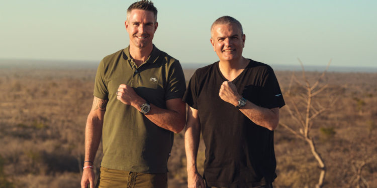 Hublot has joined in partnership with Kevin Pietersen and SORAI (Save Our Rhinos Africa and India) to protect the rhinoceros, which is facing extinction.