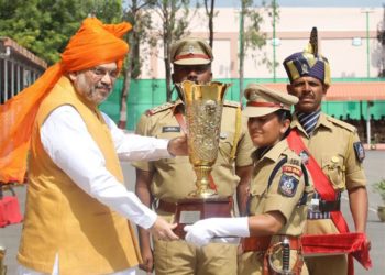 The Union Home Minister, Amit Shah presenting the award for the Best Lady probationer, at the Passing Out Parade of IPS Probationers, at Sardar Vallabhbhai Patel National Police Academy, in Hyderabad on August 24, 2019.