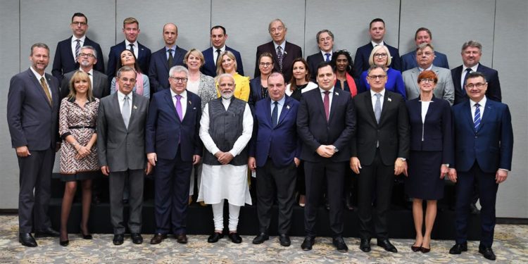 The Prime Minister,  Narendra Modi in a group photograph with the Members of European Parliament, at 7, Lok Kalyan Marg, New Delhi on October 28, 2019.