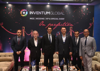 (L-R) Mr. Deniz Ersöz, Culture & Tourism Counsellor, Turkish Culture and Tourism Office, Mr. Akil Akar, Founding Partner, Inventum Global, Mr. Ali Tolga Kaya, Consul General of Turkey, Bünyat Özpak, Founding Partner, Inventum Global, Mr. Ibrahim Hakki Güntay, General Manager, Turkish Airlines, Western and Southern India and Mr. Necip Fuat Ersoy, Managing Partner International MICE and Wedding Forum (IMWF) at the Inventum Global Roadshow in Mumbai, India