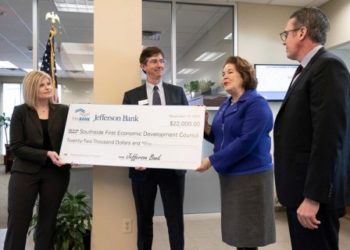 Jefferson Bank and FHLB Dallas awarded $22,000 in Partnership Grant Program funds to benefit San Antonio's South Side neighborhood. (Photo: Business Wire)
