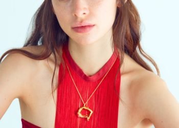 Menē x Louise Bourgeois” Arch of Hysteria Pendant in 24 karat gold. (Photo: Business Wire)