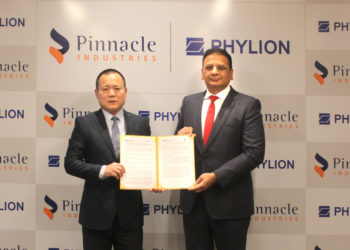 (L-R): Mr. Andrew LEE, Vice President, Phylion & Mr. Sudhir Mehta, CMD, Pinnacle Industries Limited
