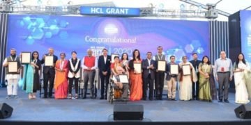 Cricketing legend Kapil Dev felicitates winners of HCL Grant 2020. Key HCL personalities (from left to right) -- Ms. Roshni Nadar Malhotra, Vice Chairperson of HCL Technologies and the Chairperson of its CSR committee; Mr. Shiv Nadar, Founder & Chairman; Kapil Dev; Mr. Prateek Aggarwal, Chief Financial Officer, HCL Technologies and Ms. Nidhi Pundhir, Director HCL Foundation (Photo: Business Wire)