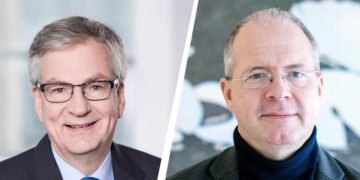 Martin Daum, Chairman of the Board of Management Dai mler Truck AG and Member of the Board of Management of Daimler AG (left) with Martin Lundstedt, Volvo Group President and CEO