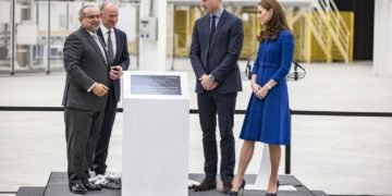 McLaren Composites Technology Centre Inauguration_01 From left to right: HRH Prince Salman bin Hamad Al Khalifa, CEO Mike Flewitt, TRH The Duke and Duchess of Cambridge
