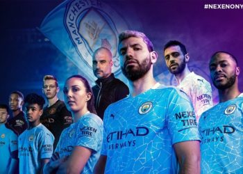 The Manchester City team sporting the official 20-21 kit with Nexen Tire, their official sleeve partner