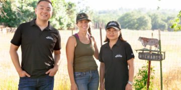 Eugene Kang, Carrie Richards, Susan Kang (Photo: Business Wire)