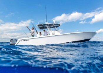 Boatzon is the first 100 percent online boat and marine retailer utilizing FinTech and InsurTech solutions. The company’s digital marketplace gives boat and marine enthusiasts easy and direct access to vessels, engines, trailers, marine products and more. Boatzon allows for consumers to browse, finance, insure and purchase a boat or marine products entirely online in minutes. (Photo: Business Wire)