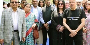 Narendra Baldota, Chitra Baldota, Pooja Bhatt and Mahesh Bhatt