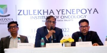 Dr. M Vijayakumar, Vice Chancellor Yenepoya (Deemed University) (centre) addressing the media persons in Bengaluru on Tuesday.  Dr. Jalaluddin Akbar, Head of Department of Oncology (left) and Dr. Rohan Shetty are also seen.