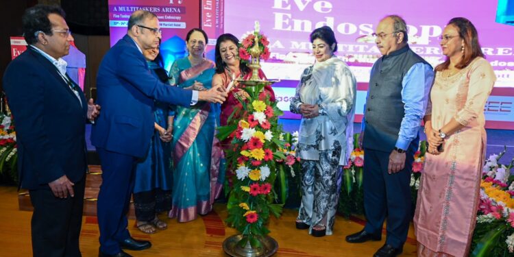 Dr Alka Kuma,Dr Baskar Pal,President IAGE,Dr Sudha Tandon,Treasurer,Dr Vidya Bhat, Organising Chairperson EVE Endoscopy,Dr Awatif Albahar, Director consultant IVF Imin Sharjah Fertility Centre, University Hospital Sharjah,Dr Atul Ganatra.