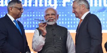 PM at the foundation laying ceremony of C-295 Aircraft Manufacturing Facility, in Vadodara, Gujarat on October 30, 2022.