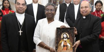 The President, Smt. Droupadi Murmu visited the Sacred Heart Cathedral church, in New Delhi on December 24, 2022.