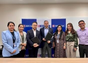 Image: L-R: Ms Myra Tulsani Sr Manager HR HDFC Bank, Ms Supreet Sandhu - Client Partner Manipal Global, Mr Robin Bhowmik - Chief Business Officer Manipal Global, Mr Vinay Razdan - CHRO HDFC Bank, Ms Nirupama Kaushik VP HDFC Bank, Ms Geethaa George EVP HR HDFC Bank, Mr Ranga Subramanian SVP HDFC Bank