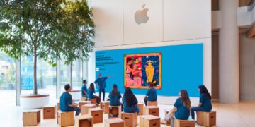 Apple BKC will offer a special Today at Apple series, “Mumbai Rising,” running through the summer.