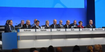 BASF-Aufsichtsratsvorsitzender Dr. Kurt Bock während seiner Rede zur Hauptversammlung