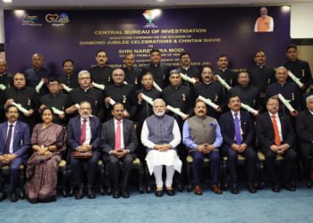 PM with awardees at the Diamond Jubilee Celebrations  of CBI at Vigyan Bhawan, in New Delhi on April 3, 2023.