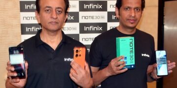 L to R:
Left: Anish Kapoor, CEO Infinix India
Right: Kamal Pandey, Product Head, Infinix India
At the launch of Infinix Note 30 5G in The Park (Oak Room 1),Bangalore