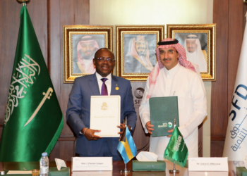 from left to right) Deputy Prime Minister and Minister of The Bahamas Ministry of Tourism, Investments & Aviation, Hon. Isaac Chester Cooper & The Saudi Fund for Development (SFD) Chief Executive Officer, H.E. Sultan Al-Marshad. (Photo: AETOSWire)