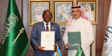 from left to right) Deputy Prime Minister and Minister of The Bahamas Ministry of Tourism, Investments & Aviation, Hon. Isaac Chester Cooper & The Saudi Fund for Development (SFD) Chief Executive Officer, H.E. Sultan Al-Marshad. (Photo: AETOSWire)