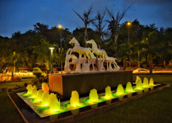 The Stone-carved White Horses Statue installed at the roundabout of Mansingh Road on the occasion of the G20 Summit preparations, in New Delhi on August 27, 2023.