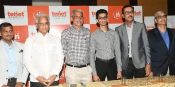 : Tenet Diagnostics Management team from left to right: Dr. Anand - Chief Radiologist; Mr. D Suresh - Chairman; 4th from left, Mr Sricharan D - Executive Director; Dr. Satish M - Chief Pathologist; Mr. Vishwanath - VP Sales. Mr. Lahari Velu, 3rd from left.